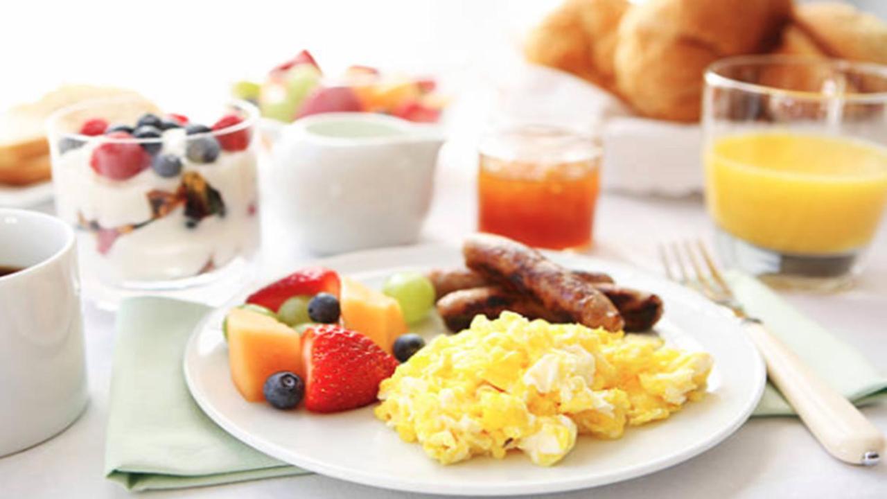 Holiday Inn Chicago Nw Crystal Lk Conv Ctr By Ihg Crystal Lake Eksteriør bilde