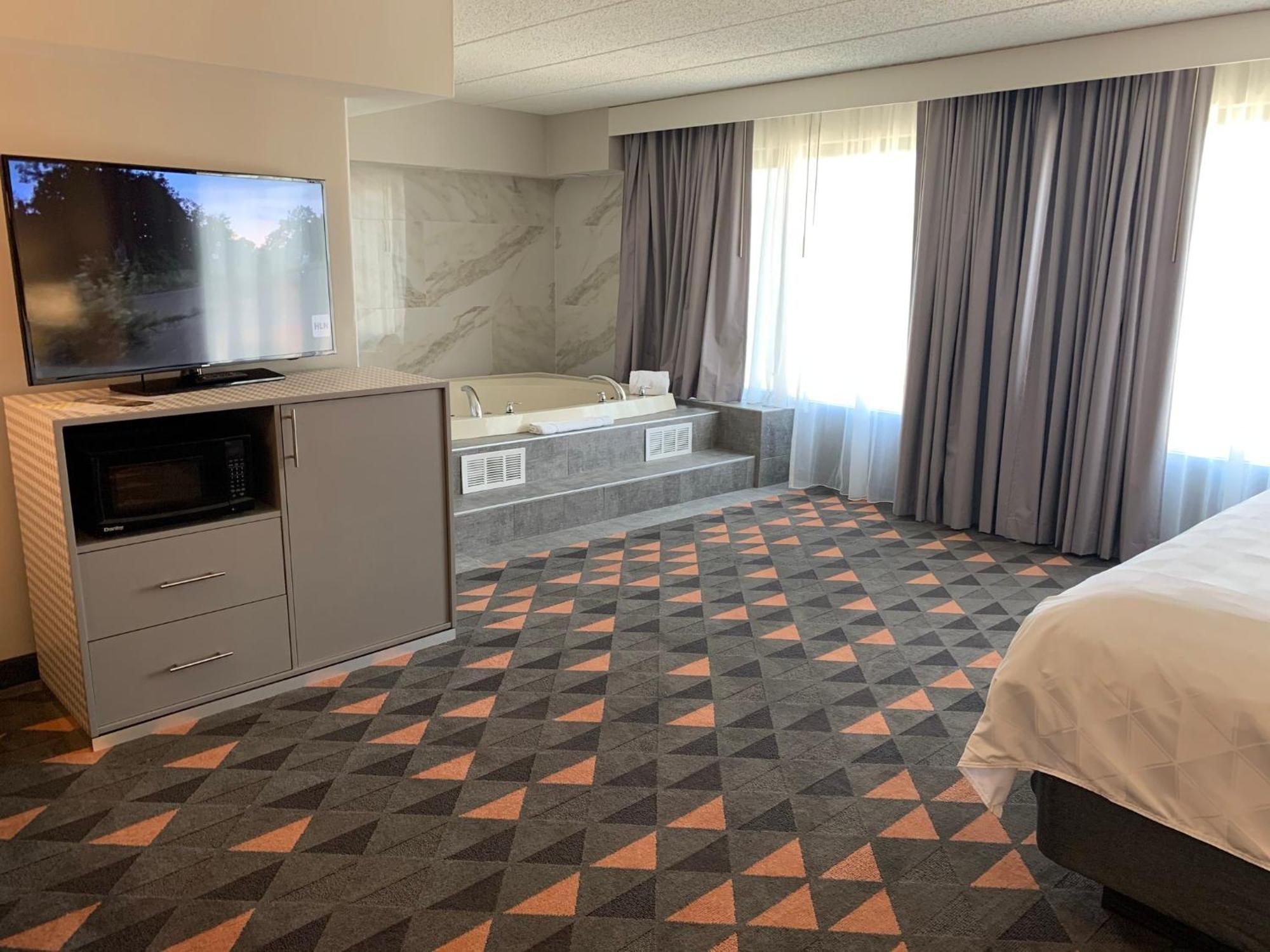 Holiday Inn Chicago Nw Crystal Lk Conv Ctr By Ihg Crystal Lake Eksteriør bilde