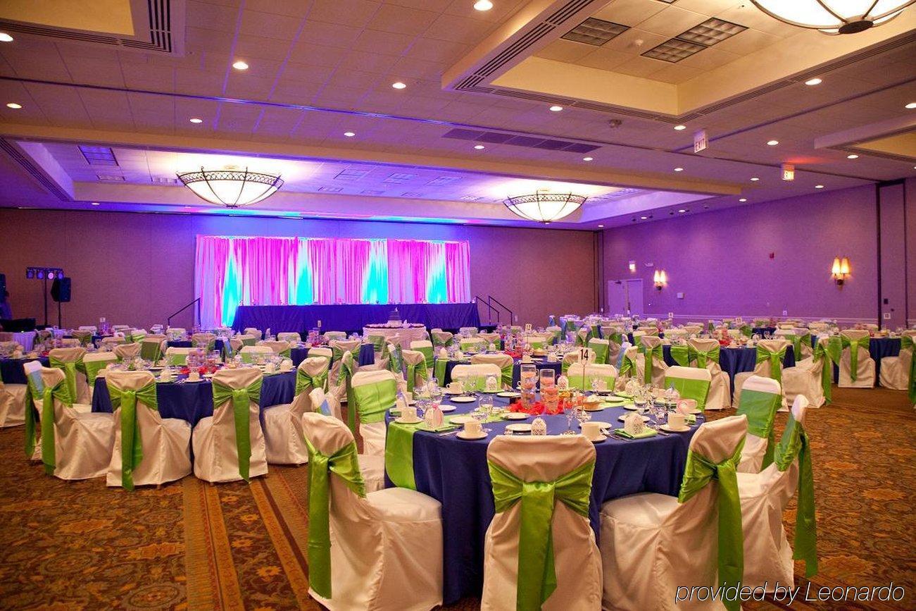 Holiday Inn Chicago Nw Crystal Lk Conv Ctr By Ihg Crystal Lake Eksteriør bilde